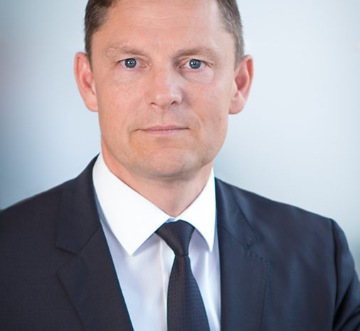  Thomas Kühne